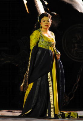 Hui He in the title role of 'Tosca' at the Verona Arena. Photo © 2008 Maurizio Brenzoni