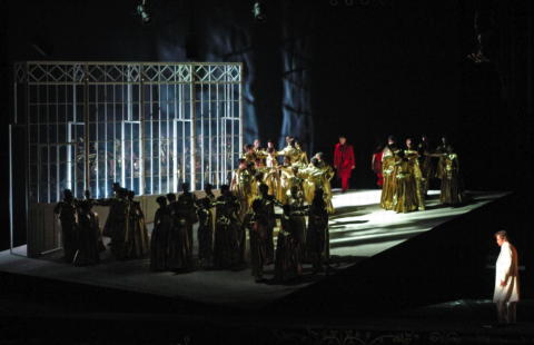 Still clad in symbolic blood-red, Lensky's ghost (Attila Fekete) appears, Banquo-like, to haunt his erstwhile friend and killer, Onegin (right). Photo © 2008 Vera Éder 