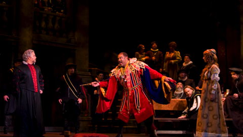Christopher Hutton as Marullo and Gordon Hawkins as Rigoletto at Arizona Opera. Photo © 2008 Tim Fuller