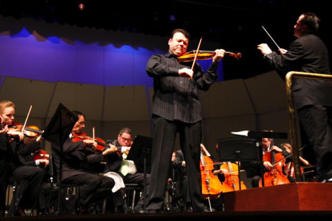 Violinist Vadim Gluzman, conductor Alexander Platt and members of the Boca Raton Symphonia, performing Tchaikovsky's Violin Concerto on 7 December 2008. Photo © 2008 Janis Bucher 