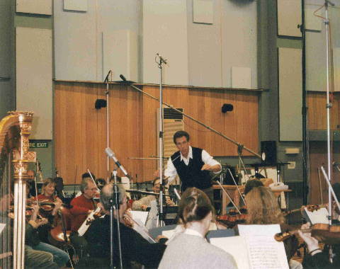 Joel Revzen conducting the London Symphony Orchestra in music by Libby Larsen at Abbey Road Studios in January 1996. Photo © Libby Larsen 