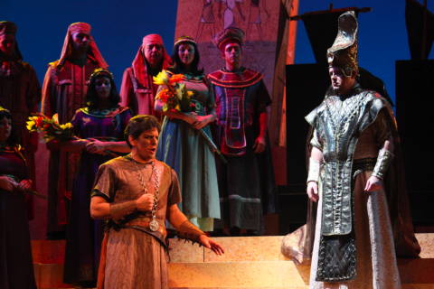 Drew Slatton as Radames and Andrew Gray as the King in Phoenix Opera's 'Aida'. Photo © 2009 Victor Massaro