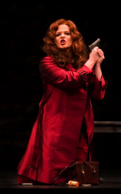 Erin Elizabeth Smith as Donna Elvira in Arizona Opera's production of 'Don Giovanni'. Photo © 2009 Tim Fuller