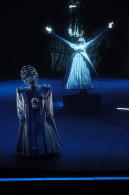 Vitalij Kowaljow as Wotan, front left, and Michelle DeYoung as Fricka in 'Die Walküre'. Photo © 2009 Monika Rittershaus