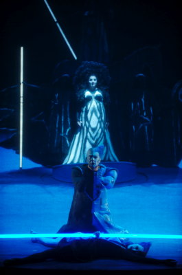 Plácido Domingo as Siegmund and Linda Watson as Brünnhilde in 'Die Walküre'. Photo © 2009 Monika Rittershaus