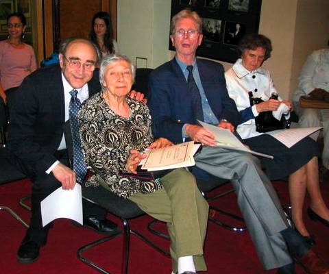From left to right: Alberto Portugheis, Gwyneth George, Professor Malcolm and Carmen Troup. Photo © 2009 Harry Atterbury