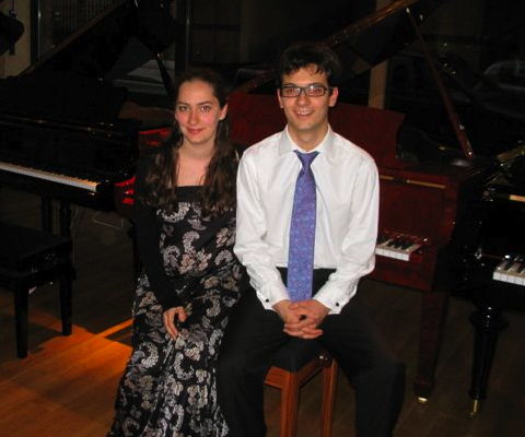 Pianist Veneta Neynska (left) and cellist Andrei Simion. Photo © 2009 Harry Atterbury