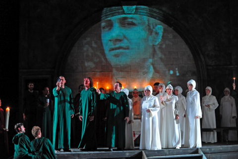 A scene from Bellini's 'Norma' at Grange Park Opera. Photo © 2009 Alastair Muir