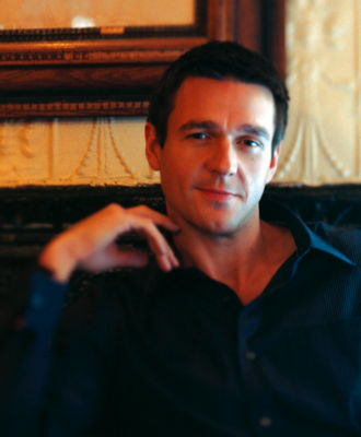 Nathan Gunn. Photo © Bill Phelps