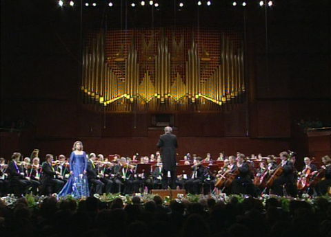 Julia Varady, Kurt Masur and the Leipzig Gewandhaus Orchestra
