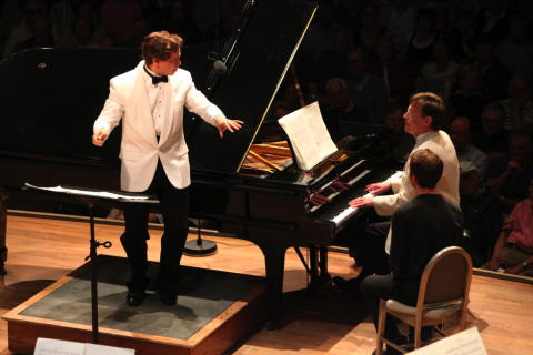 Peter Serkin with Ryan McAdams on 3 August. Photo © 2009 Hilary Scott