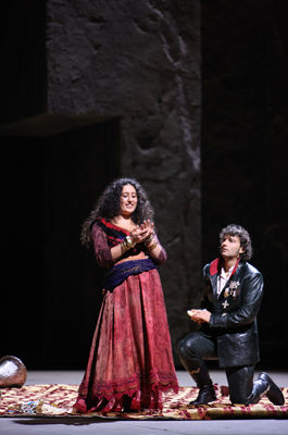 The Jonas Kaufmann (Don José) and Anita Rachvelishvili (Carmen) duet from Act 2 of the 2009 La Scala Milan production of 'Carmen'. Photo courtesy of Teatro alla Scala